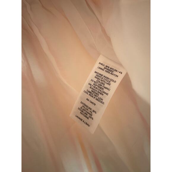 Vineyard Vines Performance Tiered Smocked Striped Lined Mini Skirt Size Small - Picture 3 of 5